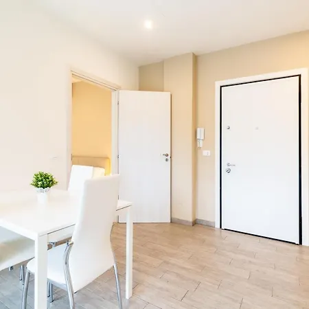 Train Station - Self Check-in *