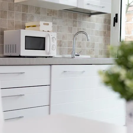 Train Station - Self Check-in * Bologne