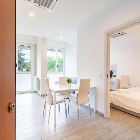 Train Station - Self Check-in *