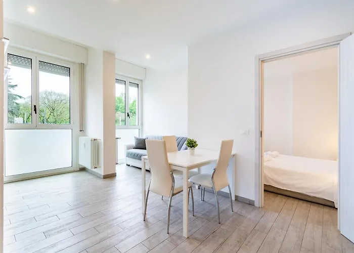 דירה Train Station - Self Check-in